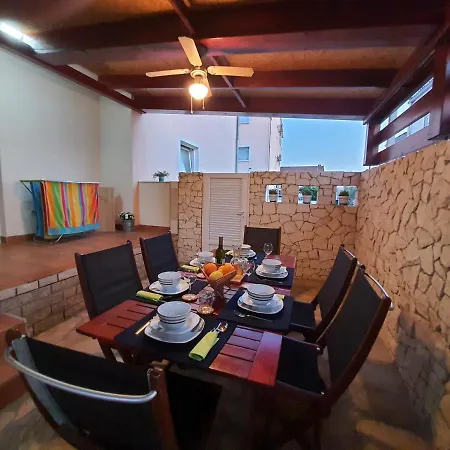 Apartment Bevanda
